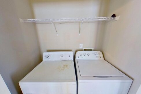 13531-Willow-Falls-Rd-Charlotte-NC-28215-23