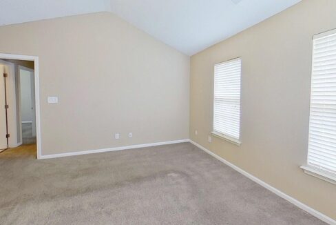 13531-Willow-Falls-Rd-Charlotte-NC-28215-31