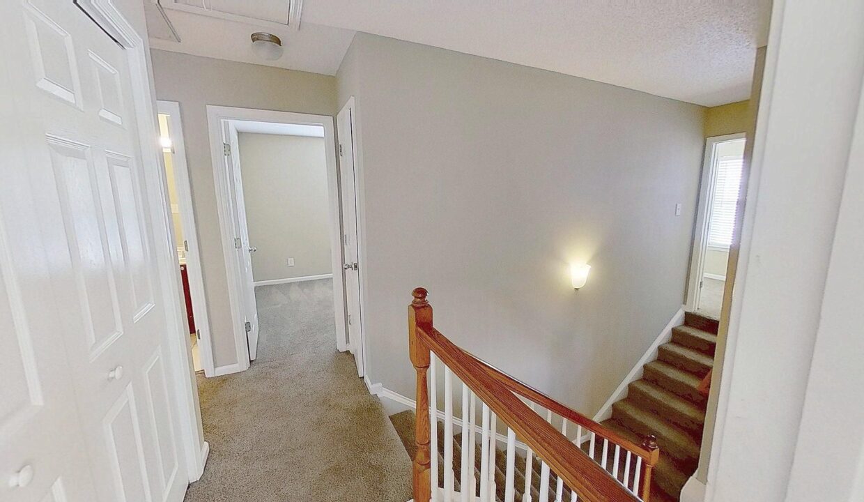 13531-Willow-Falls-Rd-Charlotte-NC-28215-35