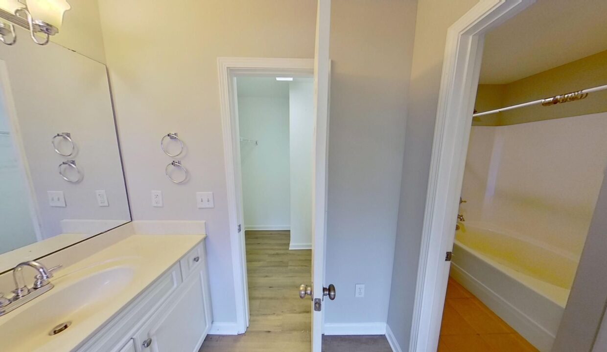 1517-Everett-Springs-Dr-Navassa-NC-28451-23