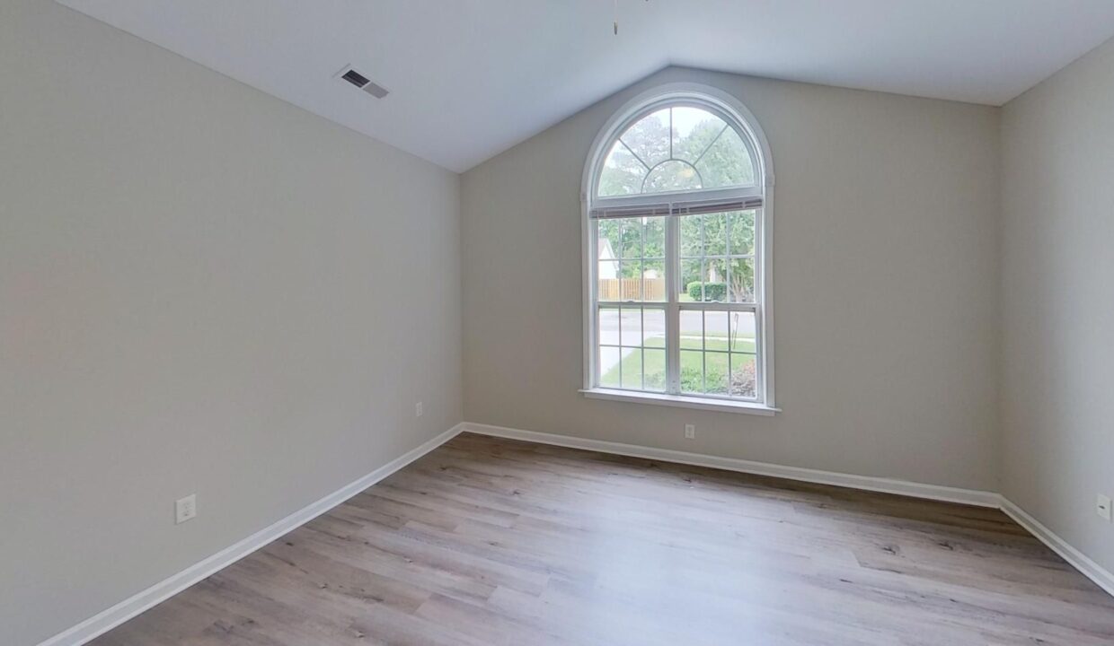 1517-Everett-Springs-Dr-Navassa-NC-28451-32