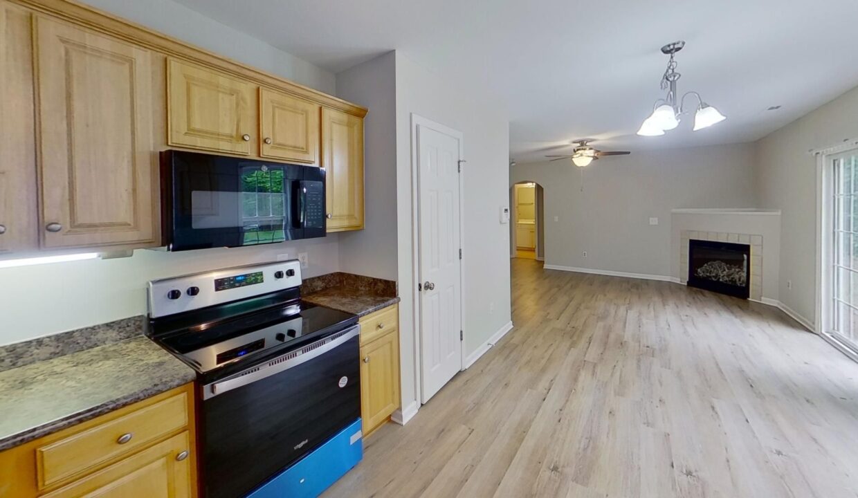 1517-Everett-Springs-Dr-Navassa-NC-28451-4
