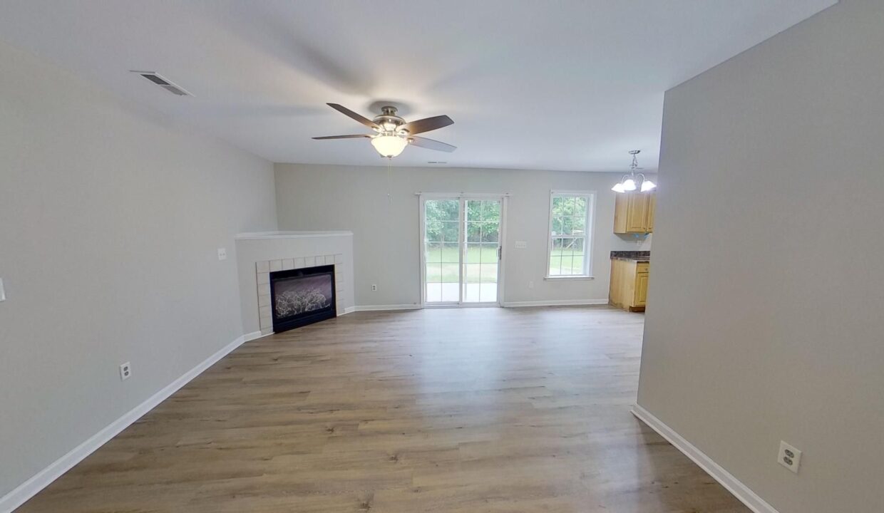1517-Everett-Springs-Dr-Navassa-NC-28451-8