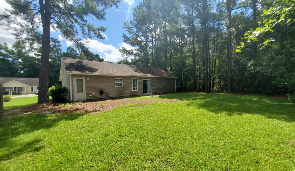 1517-Everett-Springs-Dr-Navassa-NC-28451-9