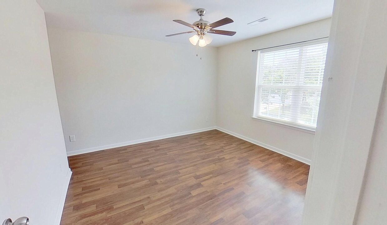 1637-Brownairs-Ln-Raleigh-NC-27610-20