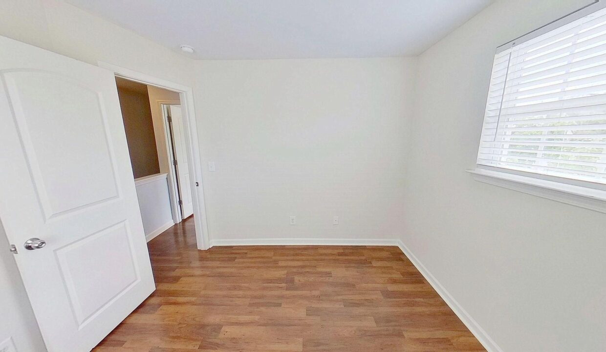 1637-Brownairs-Ln-Raleigh-NC-27610-24
