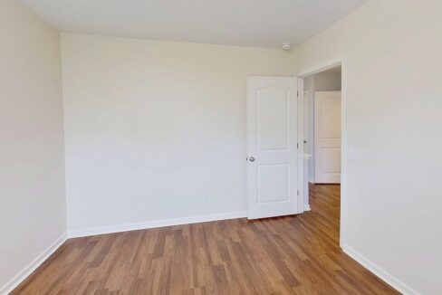 1637-Brownairs-Ln-Raleigh-NC-27610-28