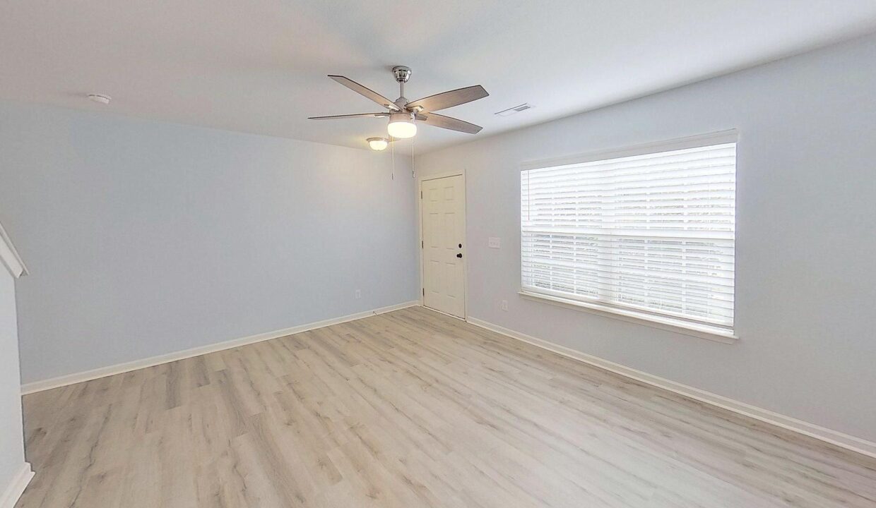 1637-Brownairs-Ln-Raleigh-NC-27610-31
