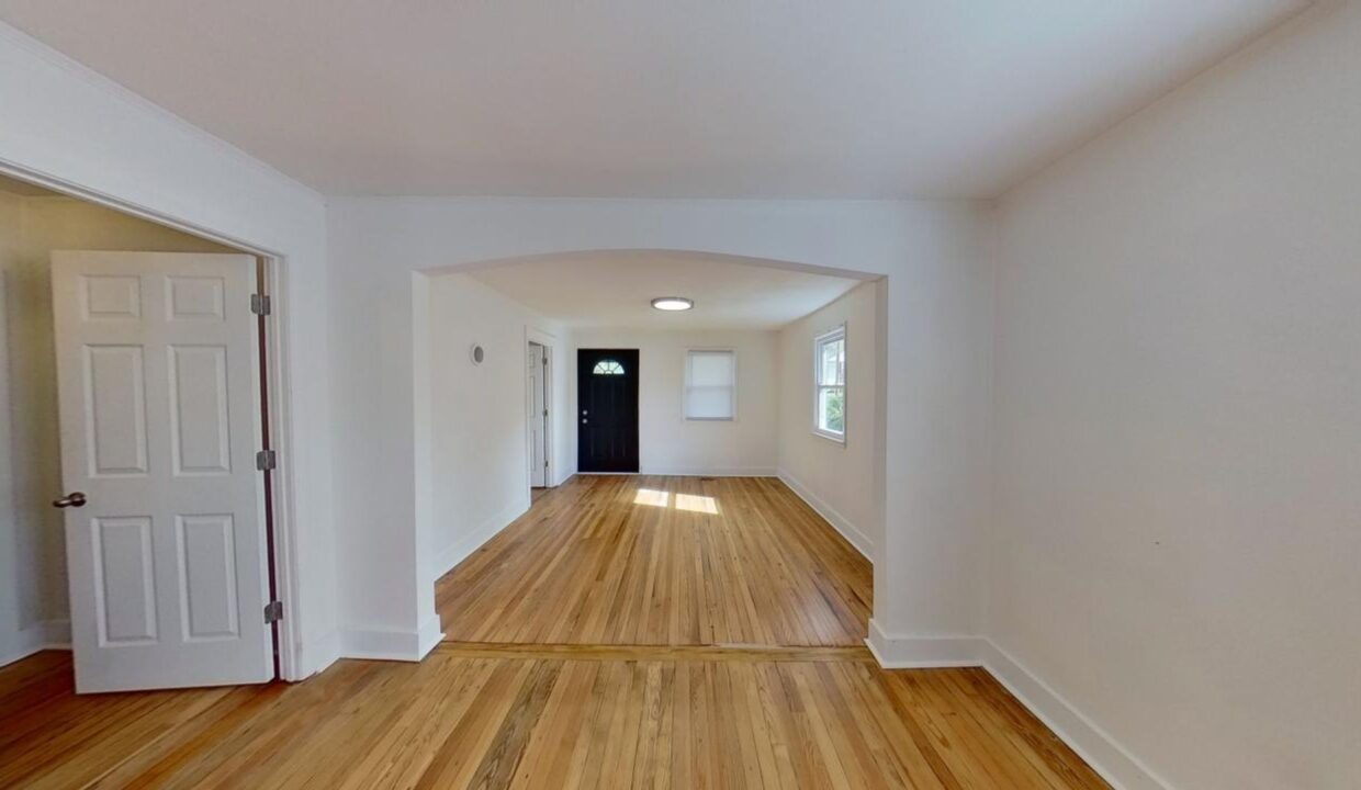 1710-Oakwood-Ave-Raleigh-NC-27610-15
