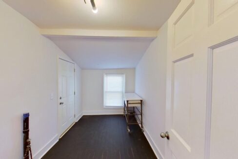 1710-Oakwood-Ave-Raleigh-NC-27610-19