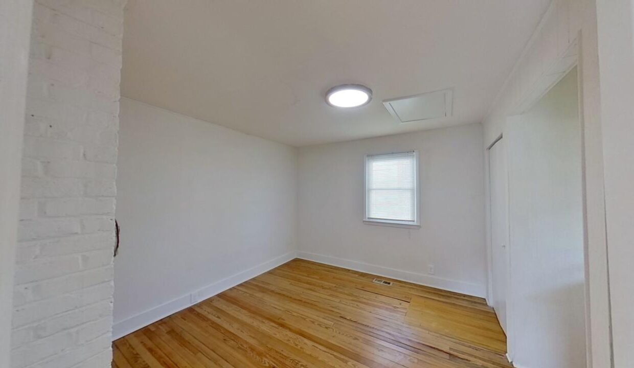 1710-Oakwood-Ave-Raleigh-NC-27610-21