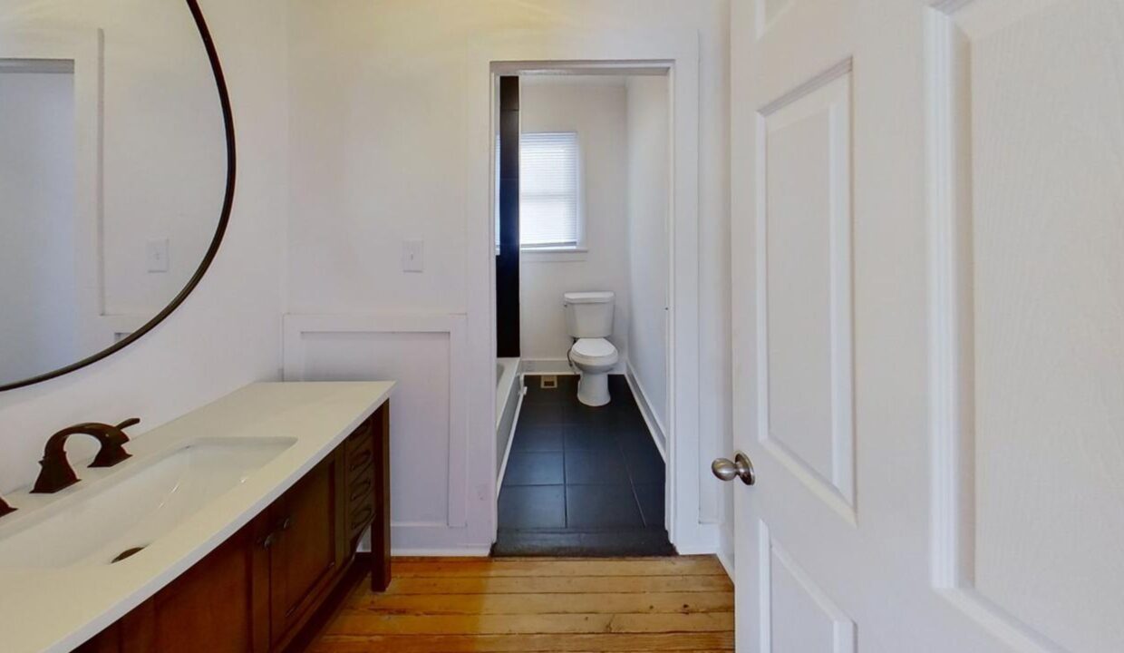 1710-Oakwood-Ave-Raleigh-NC-27610-25