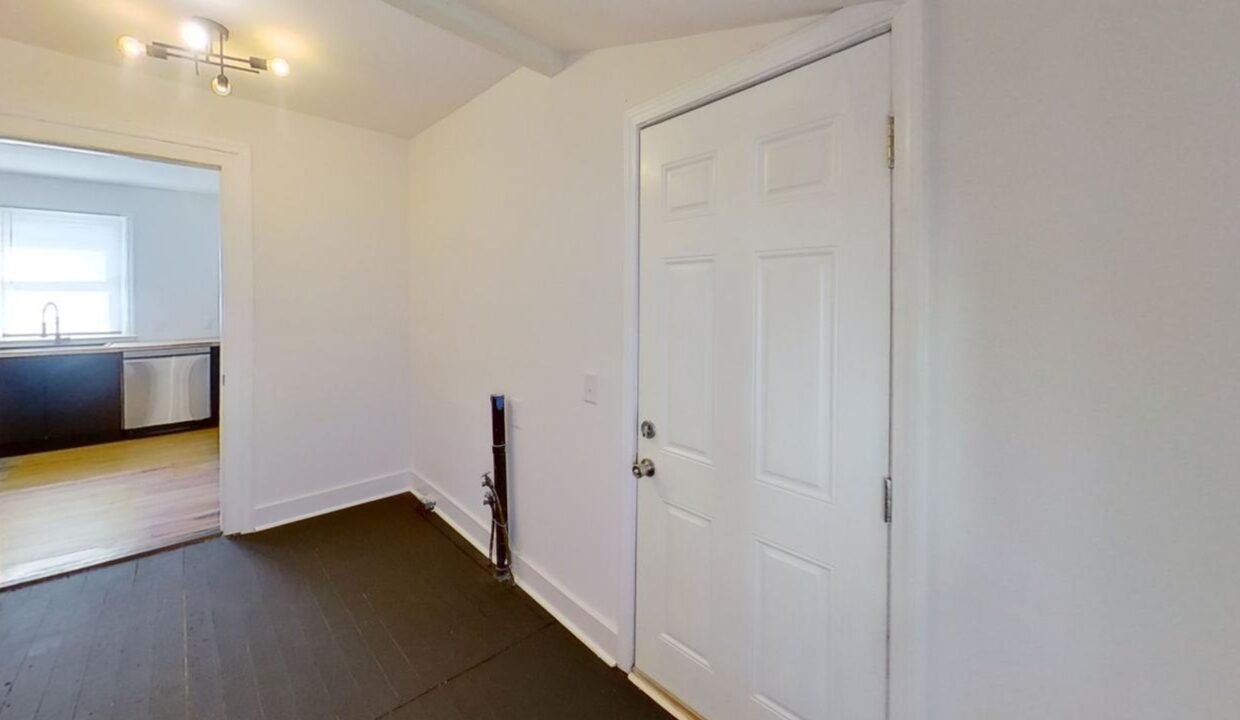 1710-Oakwood-Ave-Raleigh-NC-27610-31