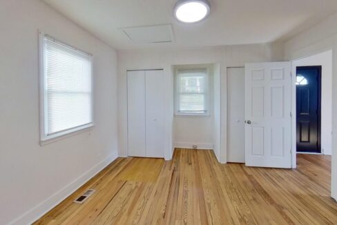 1710-Oakwood-Ave-Raleigh-NC-27610-32