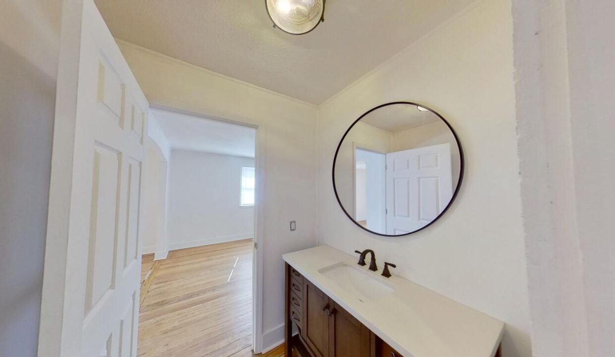 1710-Oakwood-Ave-Raleigh-NC-27610-8
