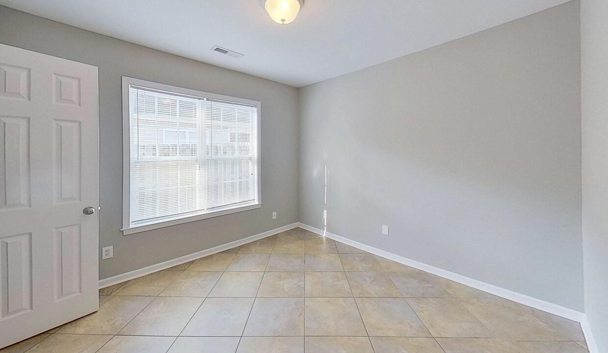 2034-Monroe-St-Wilmington-NC-28401-23
