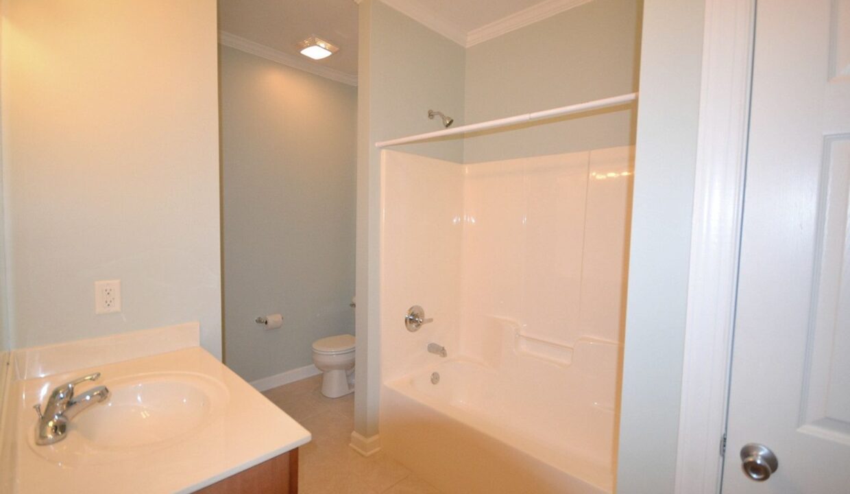 210-Fullford-Ln-102-Wilmington-NC-28412-10