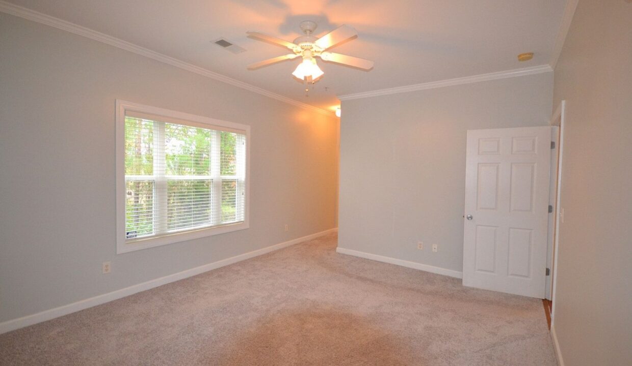 210-Fullford-Ln-102-Wilmington-NC-28412-13