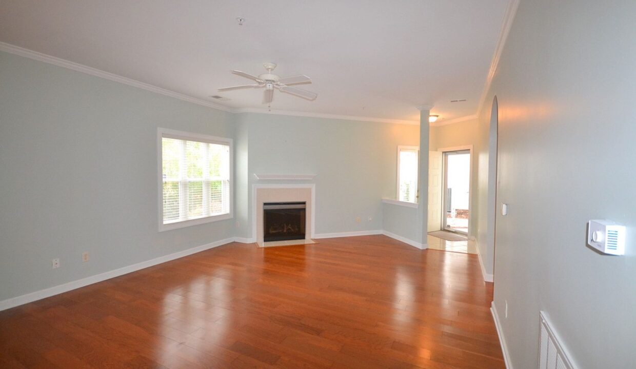 210-Fullford-Ln-102-Wilmington-NC-28412-14