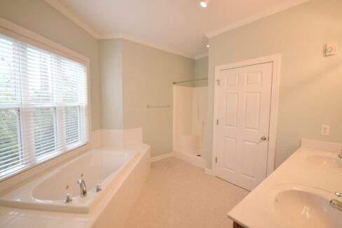 210-Fullford-Ln-102-Wilmington-NC-28412-15