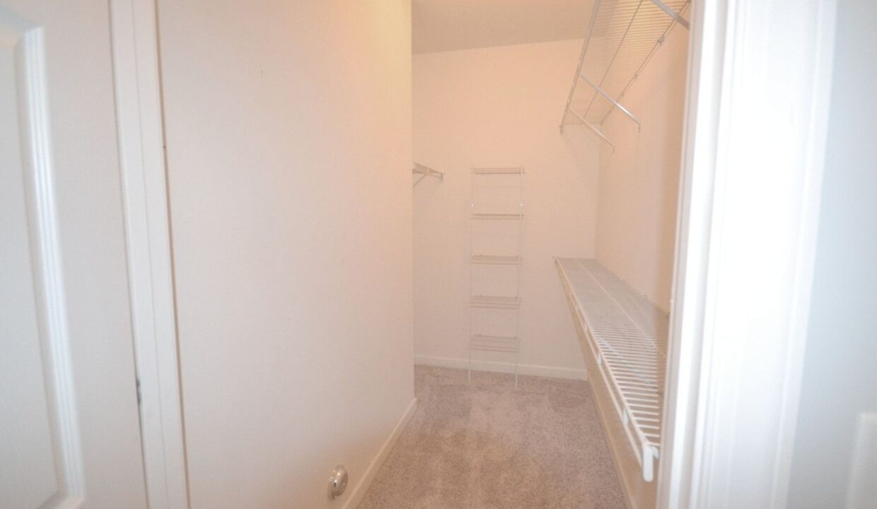 210-Fullford-Ln-102-Wilmington-NC-28412-16