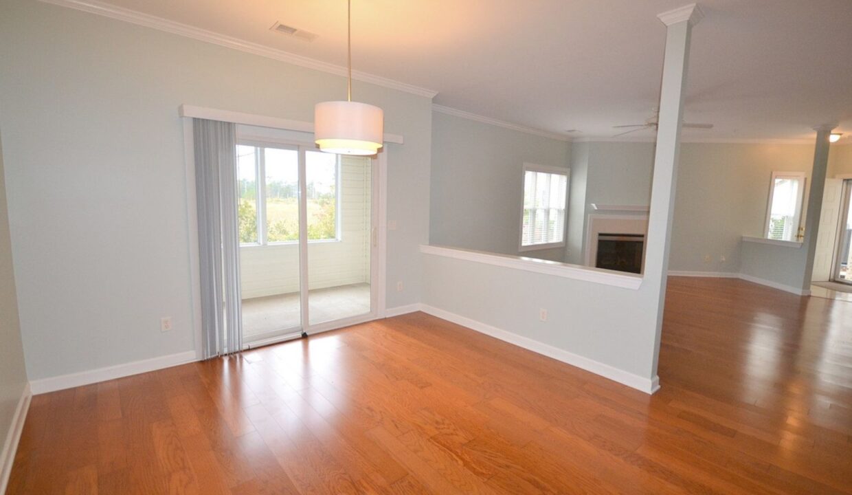 210-Fullford-Ln-102-Wilmington-NC-28412-17