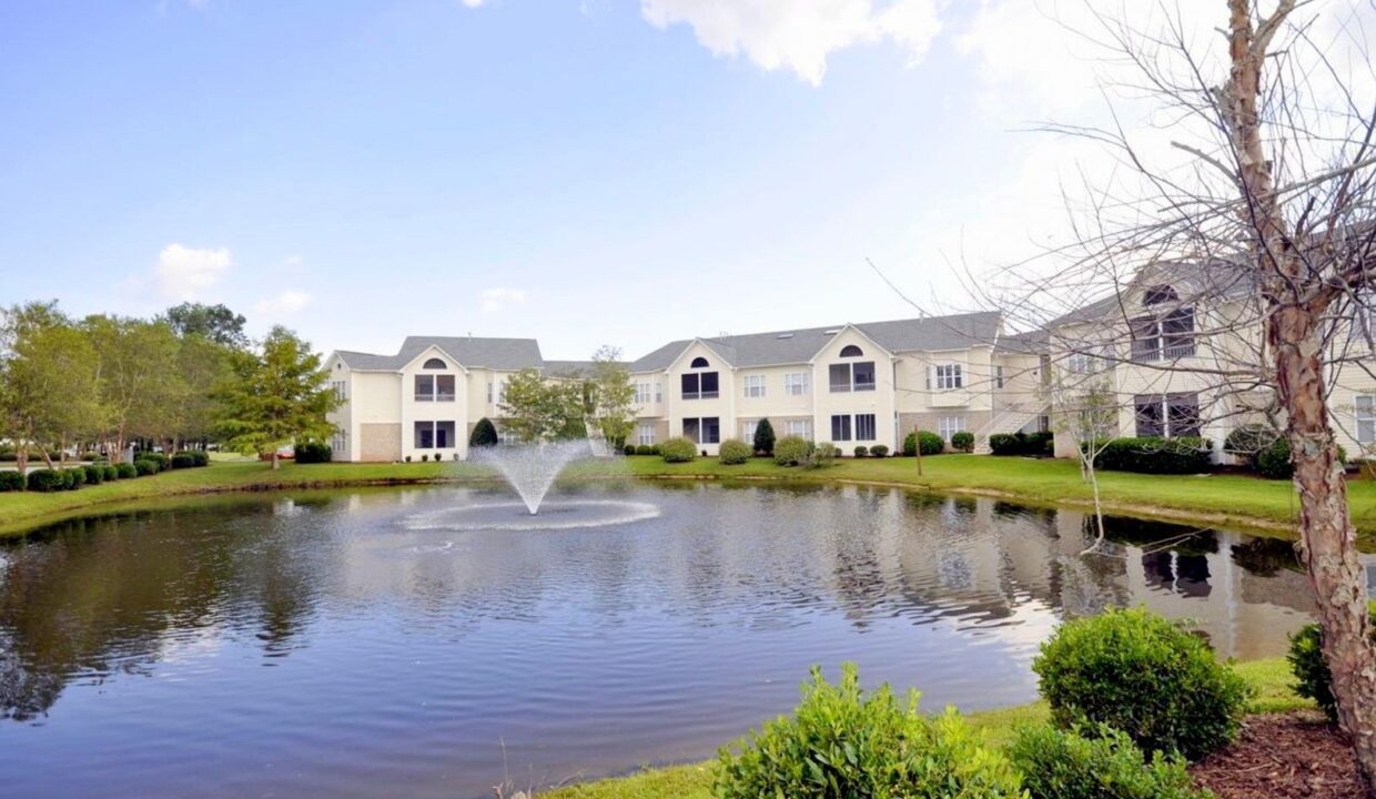 210-Fullford-Ln-102-Wilmington-NC-28412-4