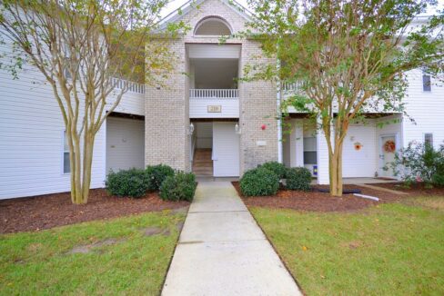 210-Fullford-Ln-102-Wilmington-NC-28412-6