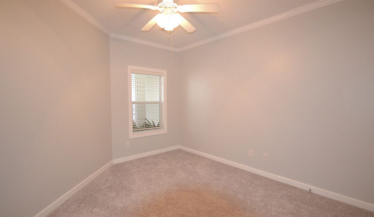 210-Fullford-Ln-102-Wilmington-NC-28412-8