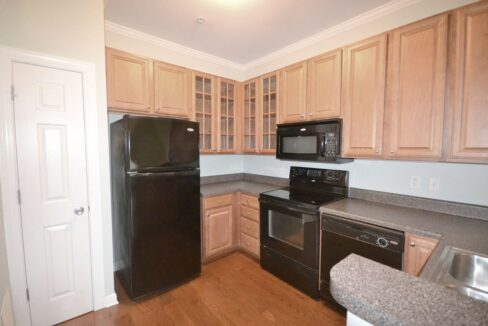 210-Fullford-Ln-102-Wilmington-NC-28412-9