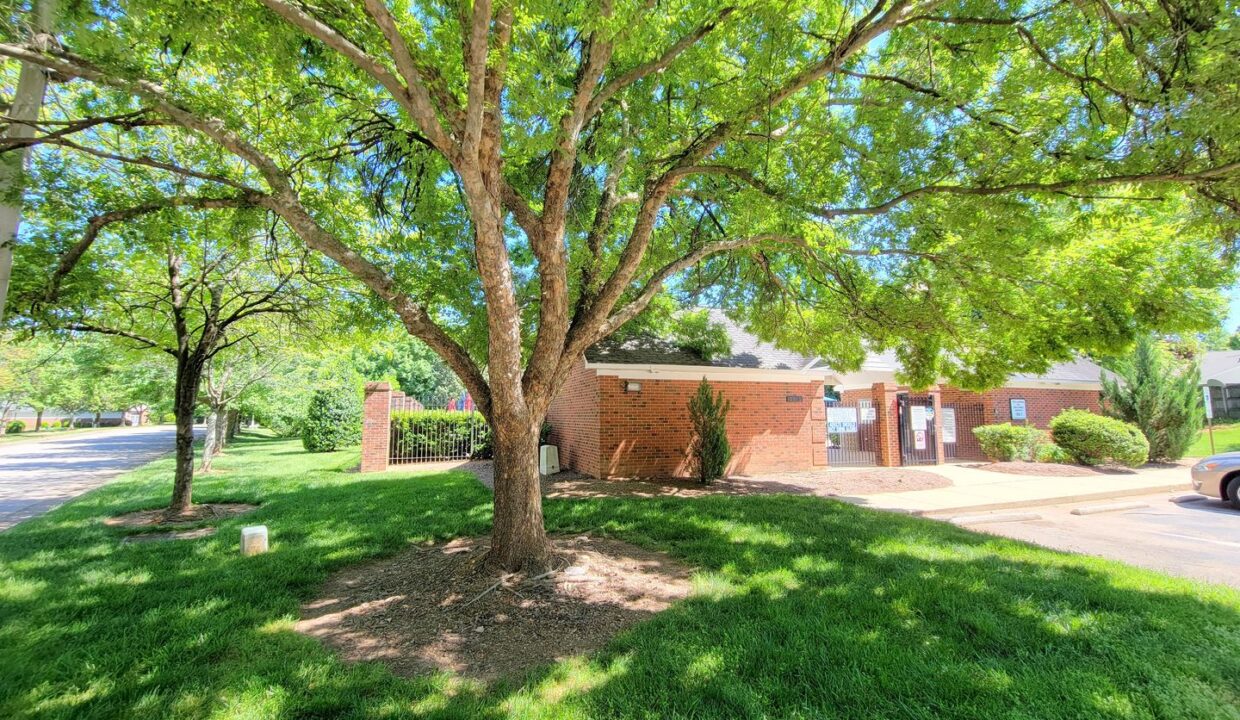 2121-Piney-Brook-Rd-104-Raleigh-NC-27614-15