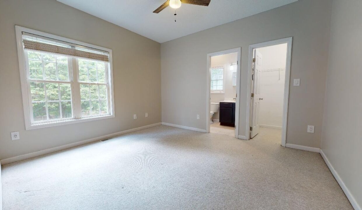 2325-K-Wesley-Way-Raleigh-NC-27610-10