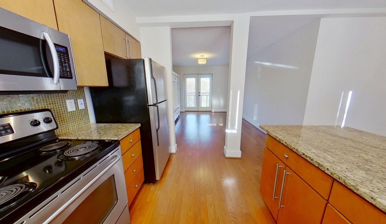 2425-Vail-Ave-4