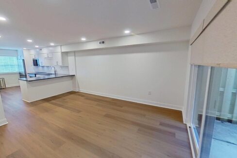 2530-E-North-St-1