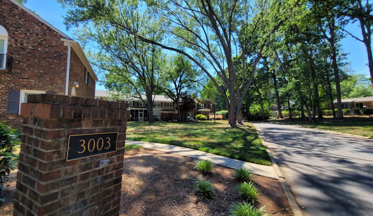 3003-Overton-Dr-D-Greensboro-NC-27408-28