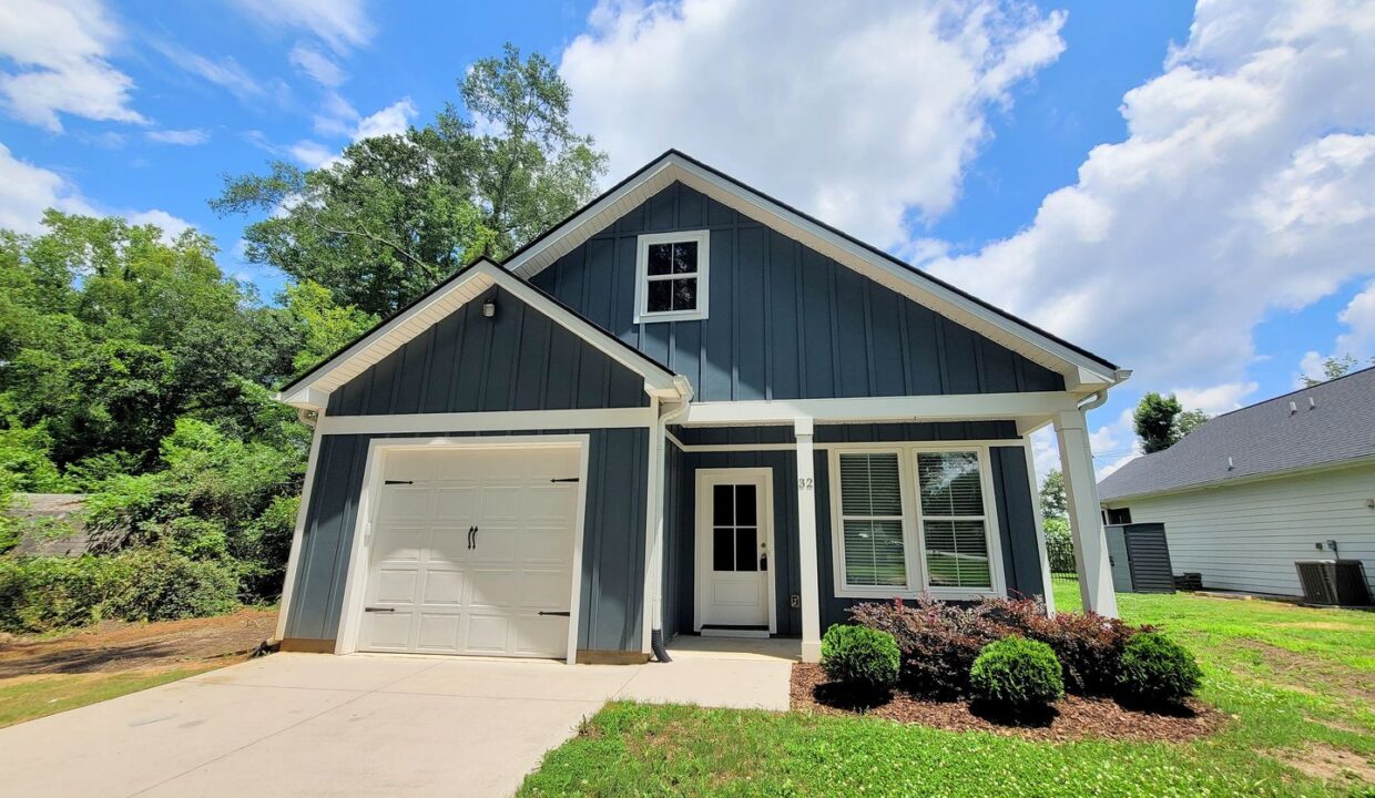 32-Shamrock-Ln-Greenville-SC-29609-16