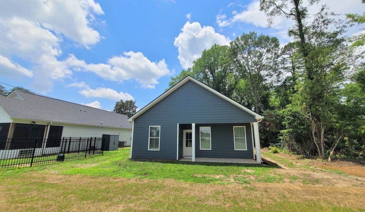32-Shamrock-Ln-Greenville-SC-29609-18