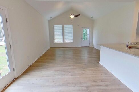 32-Shamrock-Ln-Greenville-SC-29609-23