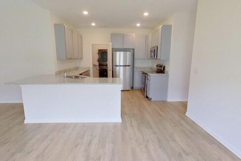 32-Shamrock-Ln-Greenville-SC-29609-24