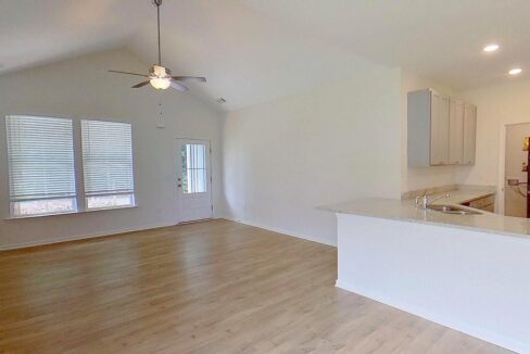 32-Shamrock-Ln-Greenville-SC-29609-25