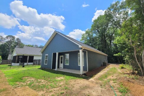 32-Shamrock-Ln-Greenville-SC-29609-34