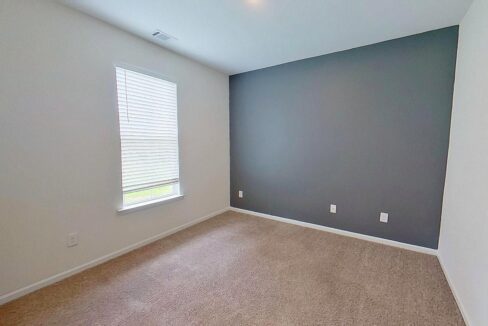32-Shamrock-Ln-Greenville-SC-29609-5