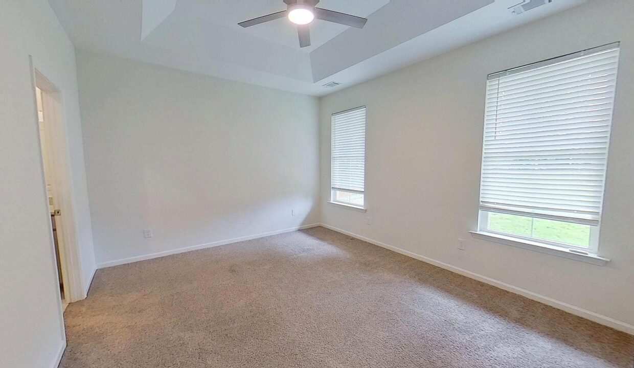 32-Shamrock-Ln-Greenville-SC-29609-7