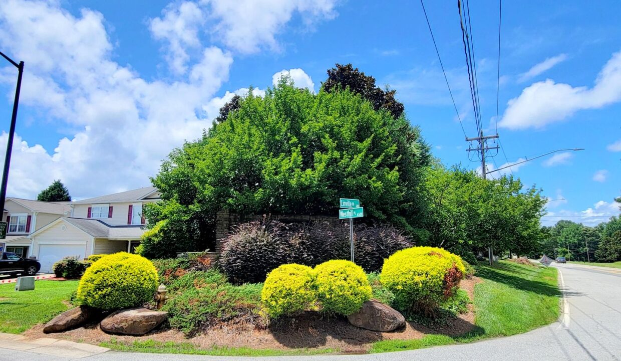 3623-Contimental-Square-Kernersville-NC-27284-13