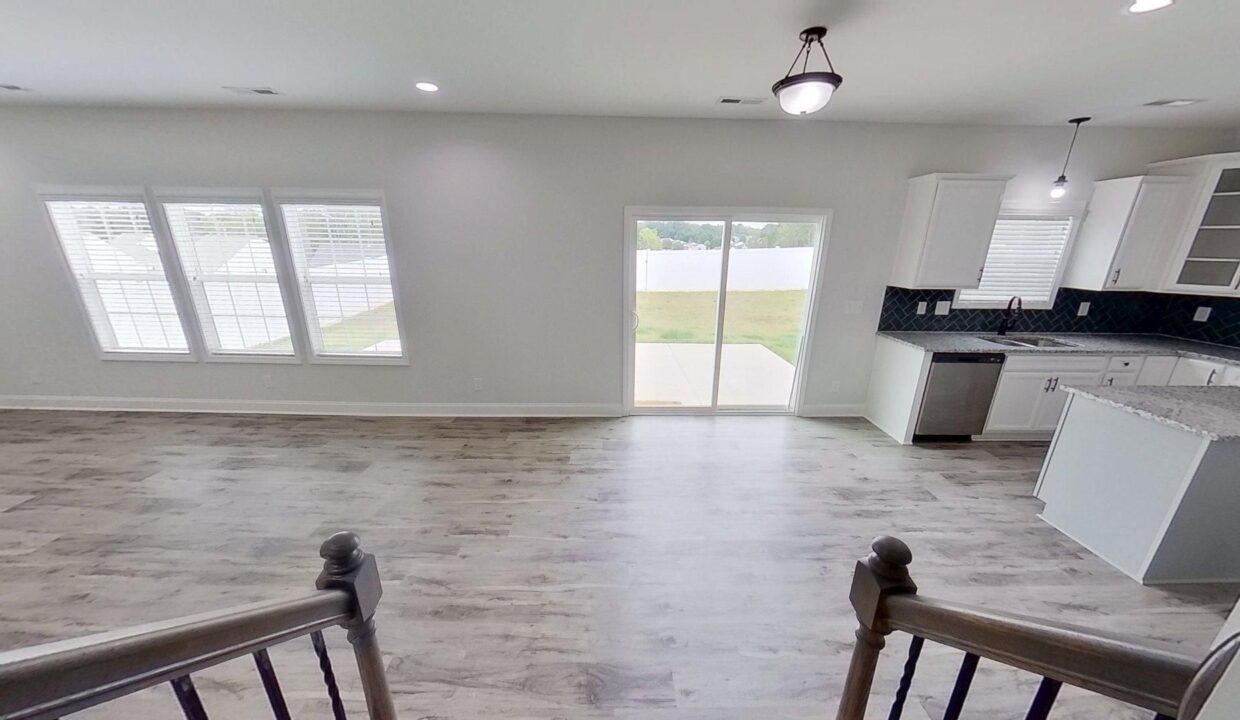 3623-Contimental-Square-Kernersville-NC-27284-14