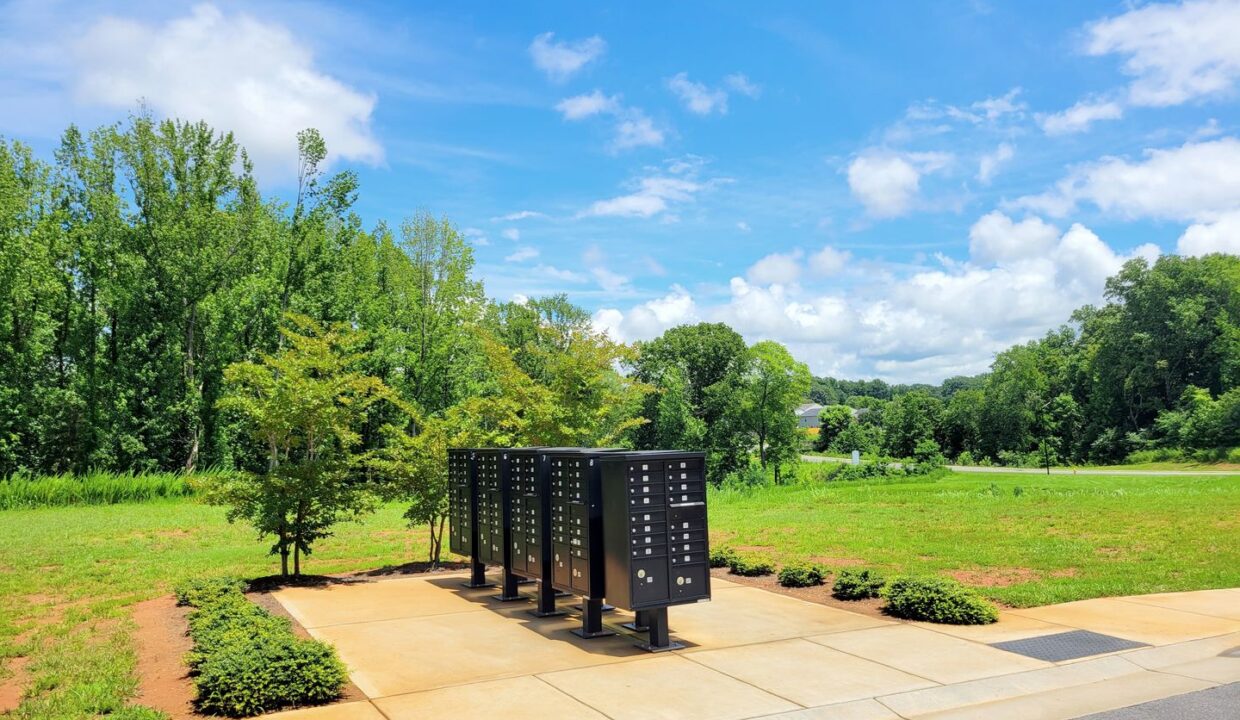 3623-Contimental-Square-Kernersville-NC-27284-15