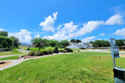 3623-Contimental-Square-Kernersville-NC-27284-17