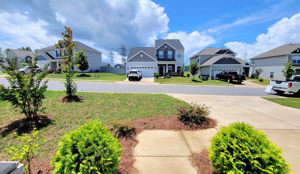 3623-Contimental-Square-Kernersville-NC-27284-4