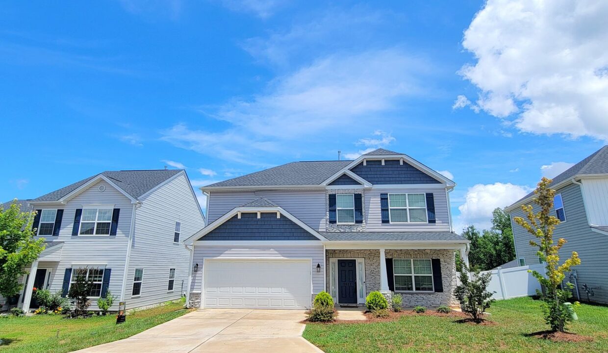 3623-Contimental-Square-Kernersville-NC-27284-9
