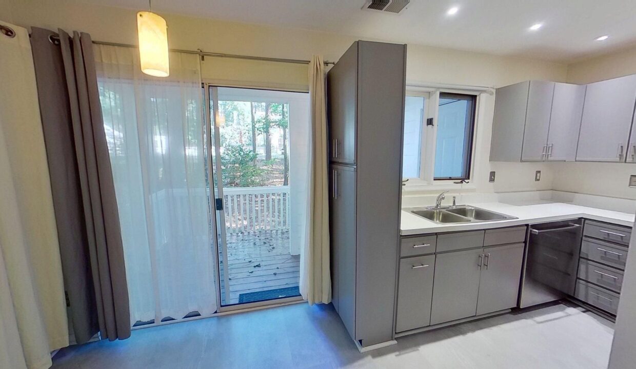 3813-Carnegie-Ln-Raleigh-NC-27612-13